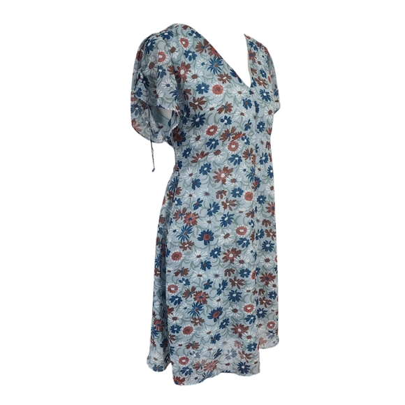 Madewell Flutter Sleeve Open-Back Mini Dress in Wildflower Garden - Picture 5 of 13